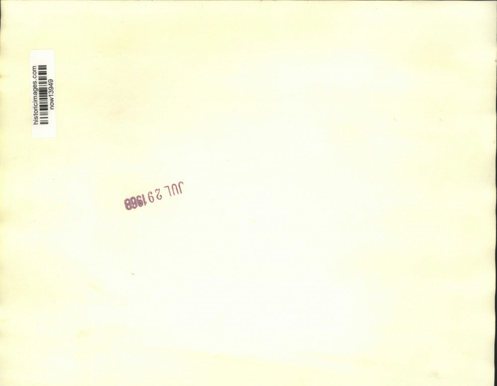 1968 Press Photo Vice President Humphrey's Los Angeles speech applauded