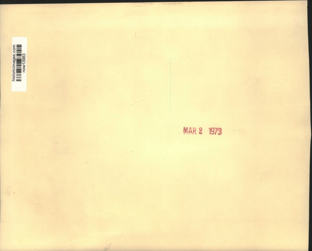 1973 Press Photo Irving Kahn escorted by US Marshal to Allenwood Federal Prison.