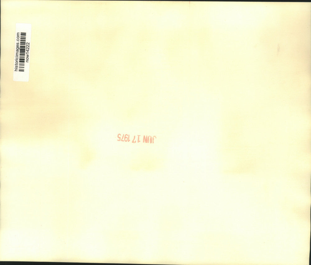 1975 Press Photo President Ford with Representatives Poage and Kelly at Capitol