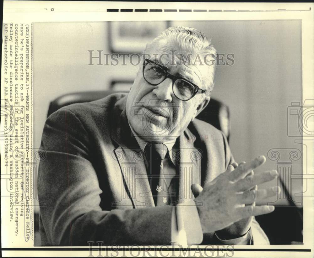 1974 Press Photo FBI Director Clarence Kelley during Washington interview.