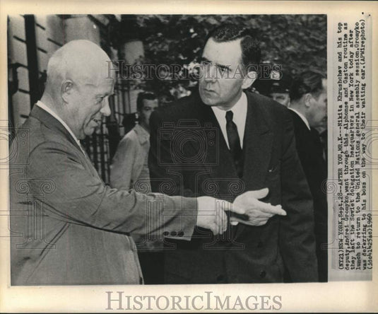 1960 Press Photo Nikita Khrushchev and Gromyko leave delegation to waiting car
