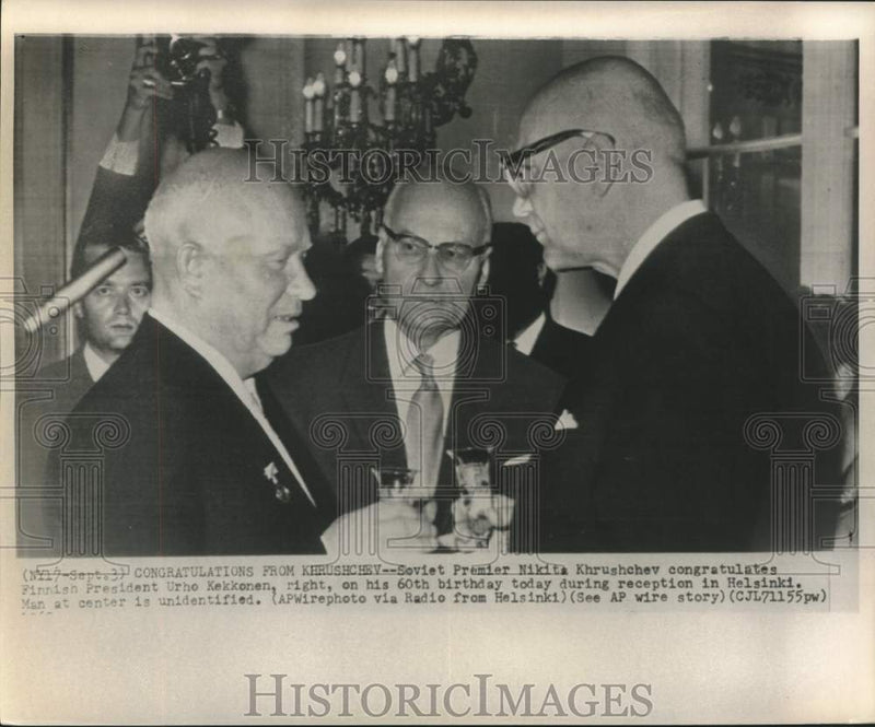 Load image into Gallery viewer, 1960 Press Photo Soviet Premier Khrushchev congratulates Finland's Kekkonen
