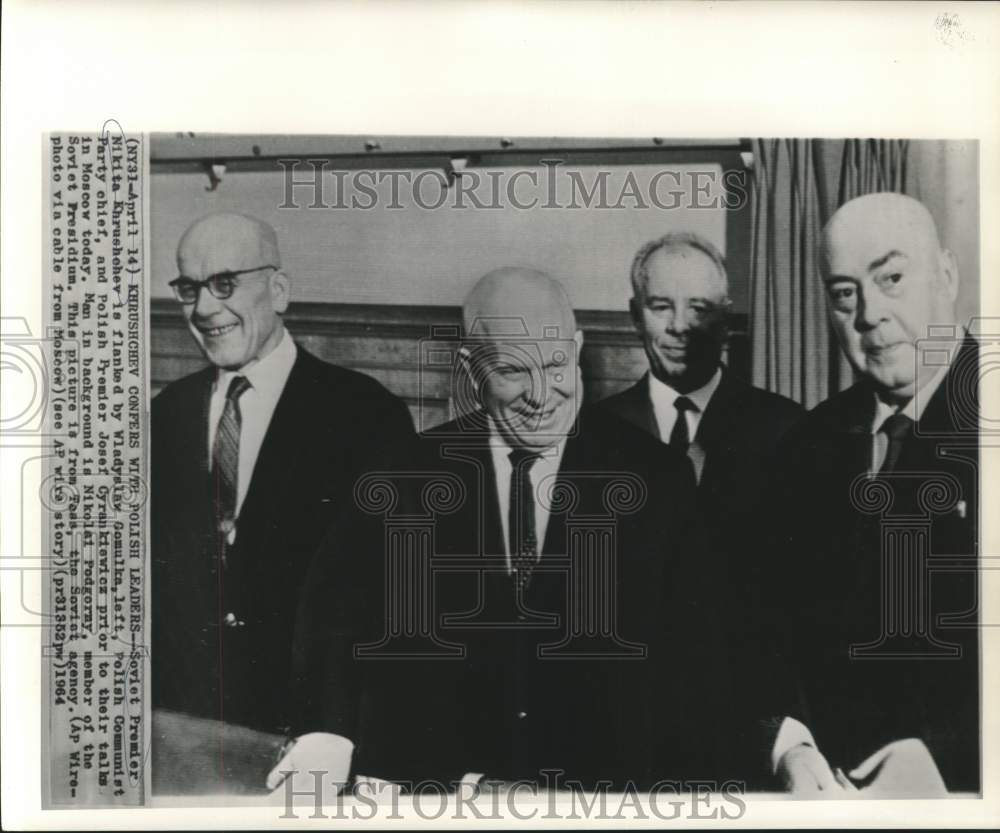 1964 Press Photo Soviet Premier Khrushchev confers with Polish leaders in Moscow