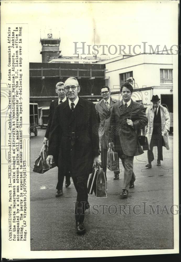1973 Press Photo Asian Communist Affairs Director Jenkins and others at airport