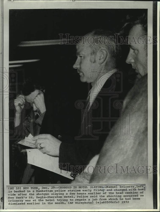 1972 Press Photo Manuel Irizarry in Manhattan police station charged with murder
