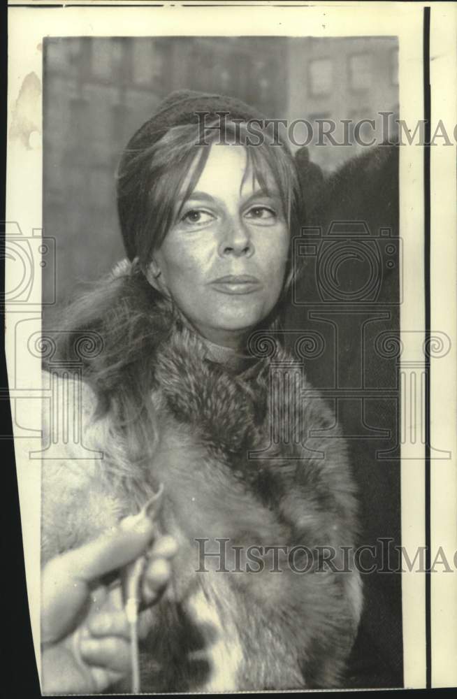 1972 Press Photo Edith Irving, wife of Clifford Irving, faces extradition