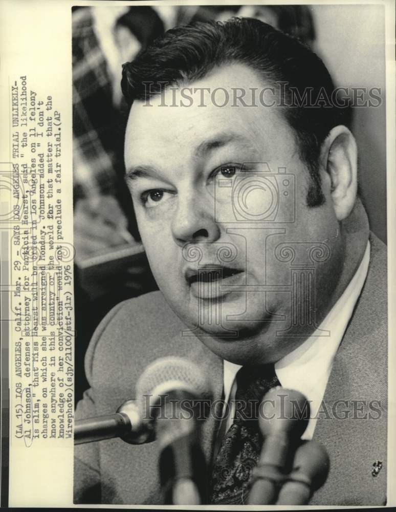 1976 Press Photo Al Johnson, defense attorney for Patricia Hearst. - now14900