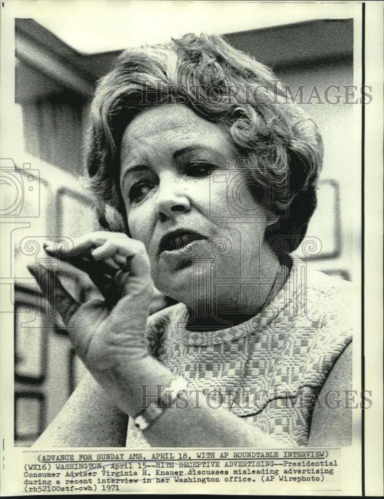 1971 Press Photo Consumer adviser Virginia Knauer interviewed in Washington