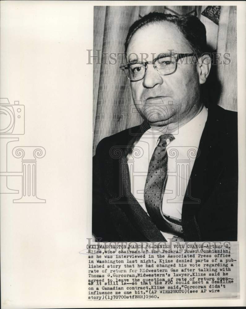 1960 Press Photo Federal Power Commission&#39;s Arthur Kline at AP interview