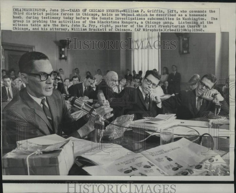 Load image into Gallery viewer, 1968 Press Photo William Griffin testified at Senate Investigations subcommittee
