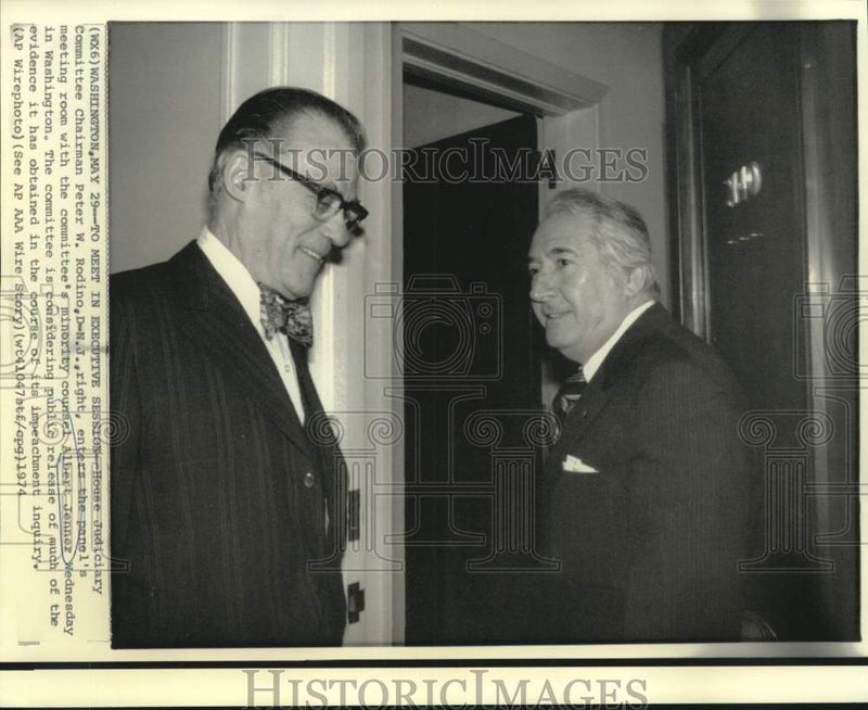 Load image into Gallery viewer, 1974 Press Photo Judiciary minority's Albert Jenner and Rodino in Washington
