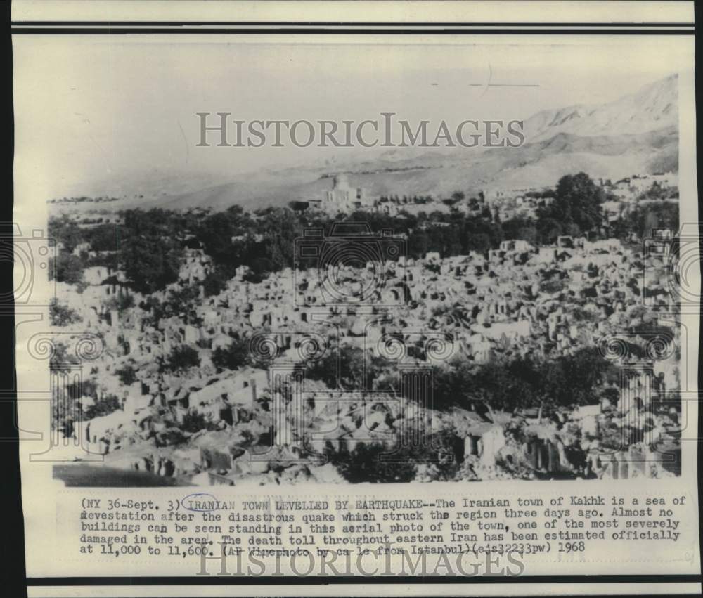 1968 Press Photo Aerial view of Kakhk, Iran leveled by earthquake. - now15317