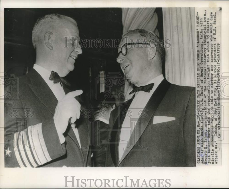 Load image into Gallery viewer, 1959 Press Photo Admiral Burke and Howard Isham confer in Los Angeles.

