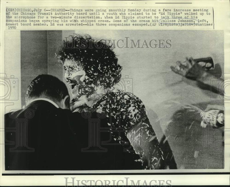Load image into Gallery viewer, 1970 Press Photo Wallace Johnson and Ed Yippie creamed at Chicago meeting
