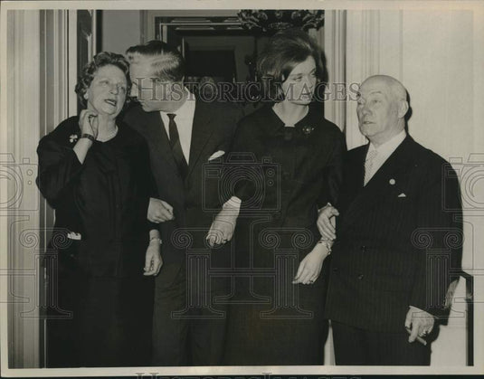 1961 Press Photo Princess Birgitta and Prince Johann with future in-laws.