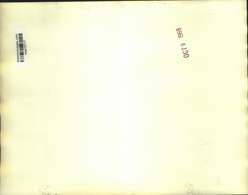 1969 Press Photo Virginia Knauer and Representative Monagan confer in Washington