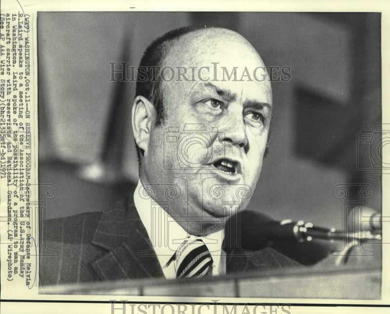 Load image into Gallery viewer, 1971 Press Photo Defense Secretary Melvin Laird at Association of US Army
