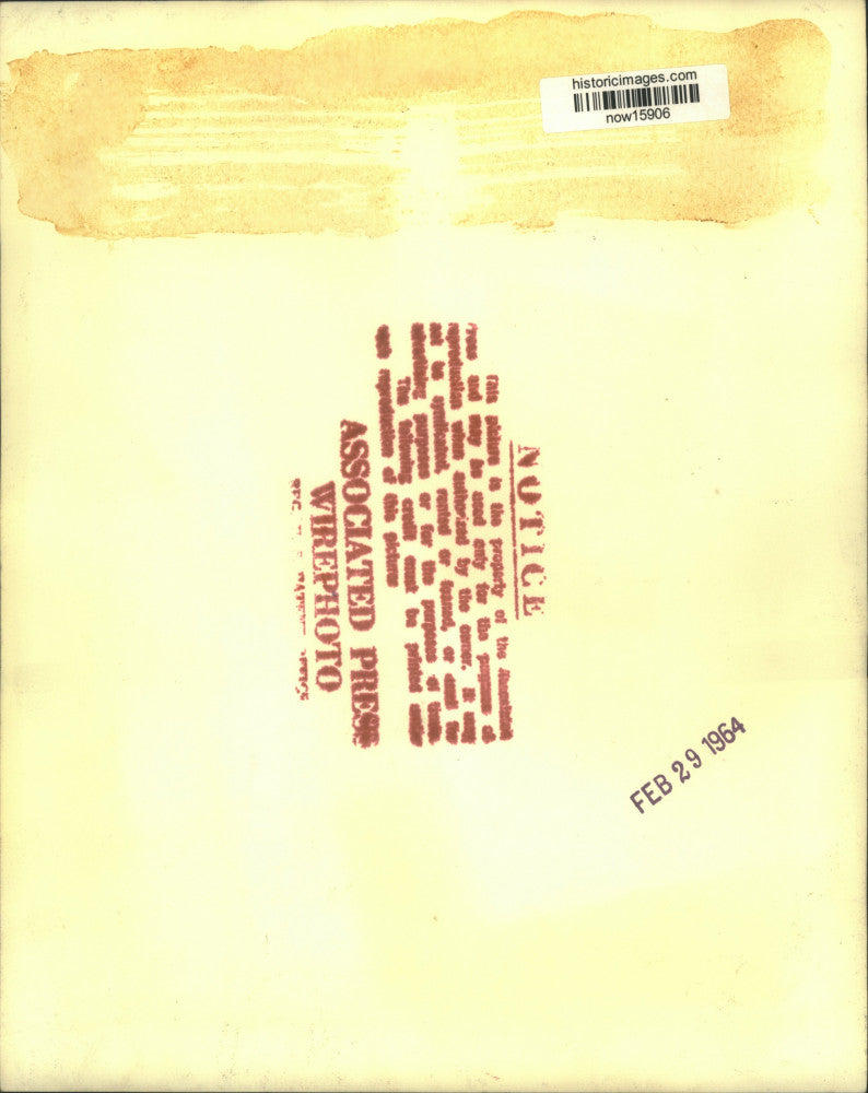 1964 Press Photo Leaning tower of Pisa is tilting a little too far. - now15906