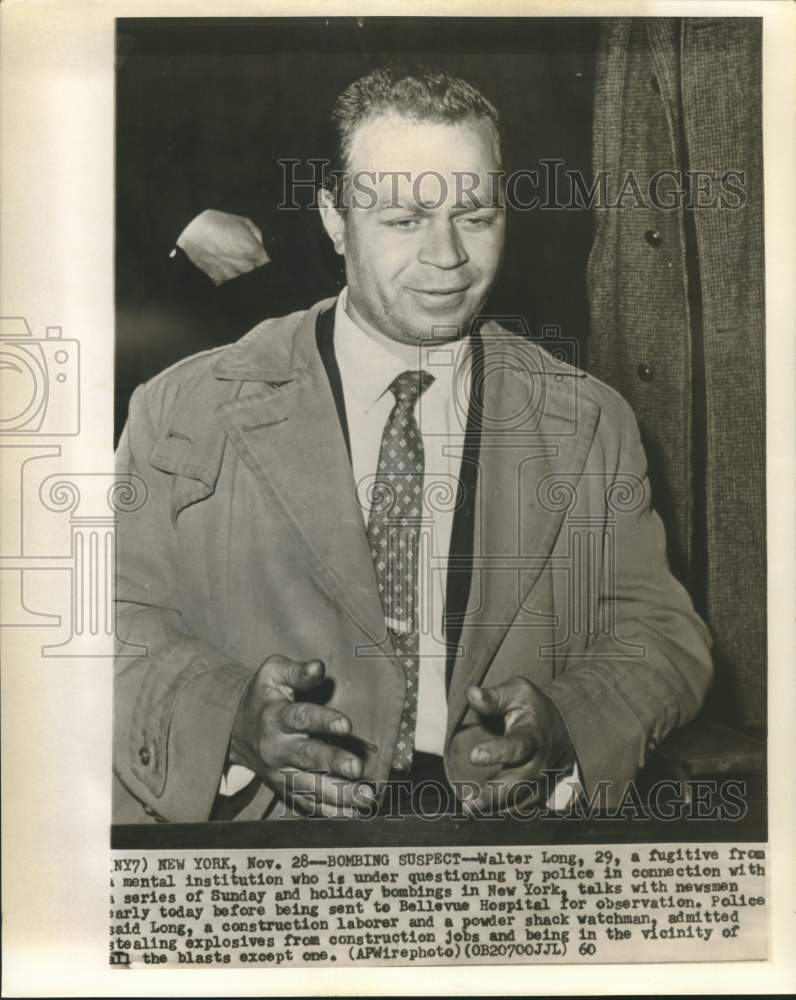 1960 Press Photo Mental institution fugitive Walter Long questioned by police.
