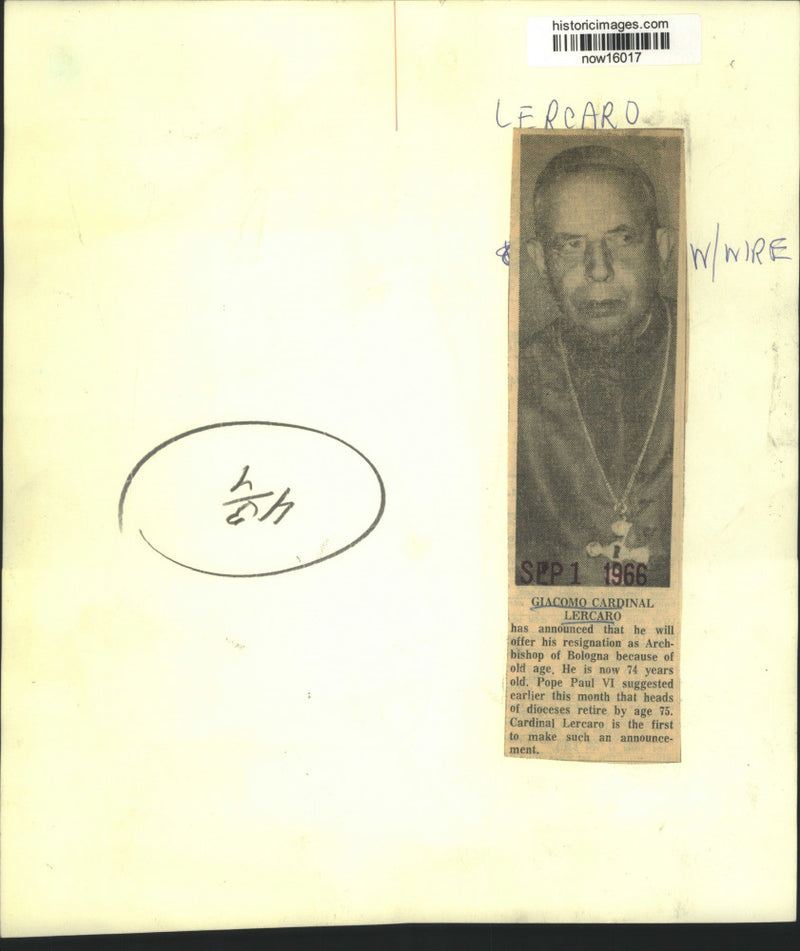 Load image into Gallery viewer, 1966 Press Photo Giacoma Cardinal Lercaro, Archbishop of Bologna resigns.
