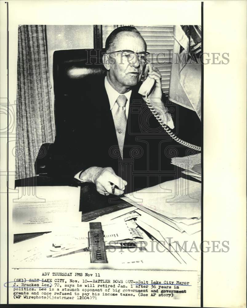 1971 Press Photo Salt Lake City Mayor J. Bracken Lee shown in his office.