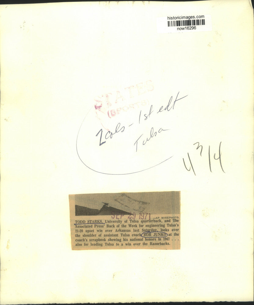 1971 Press Photo Associated Press Back of Week, Todd Starks and Coach Junko