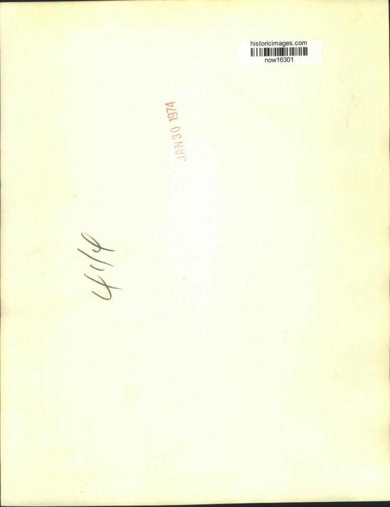 1970 Press Photo James Laver plays cards in Columbus Workhouse. - now16301