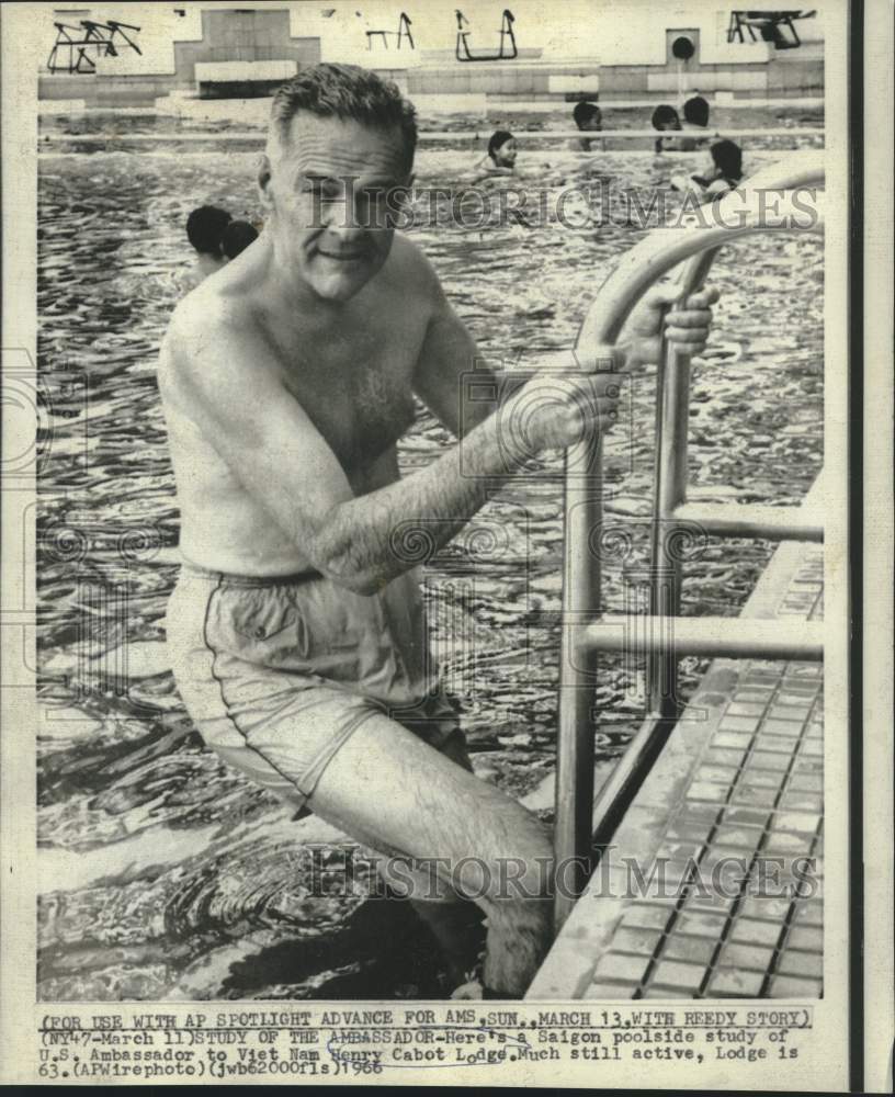 1966 Press Photo Ambassador Henry Cabot Lodge, poolside at Saigon hotel