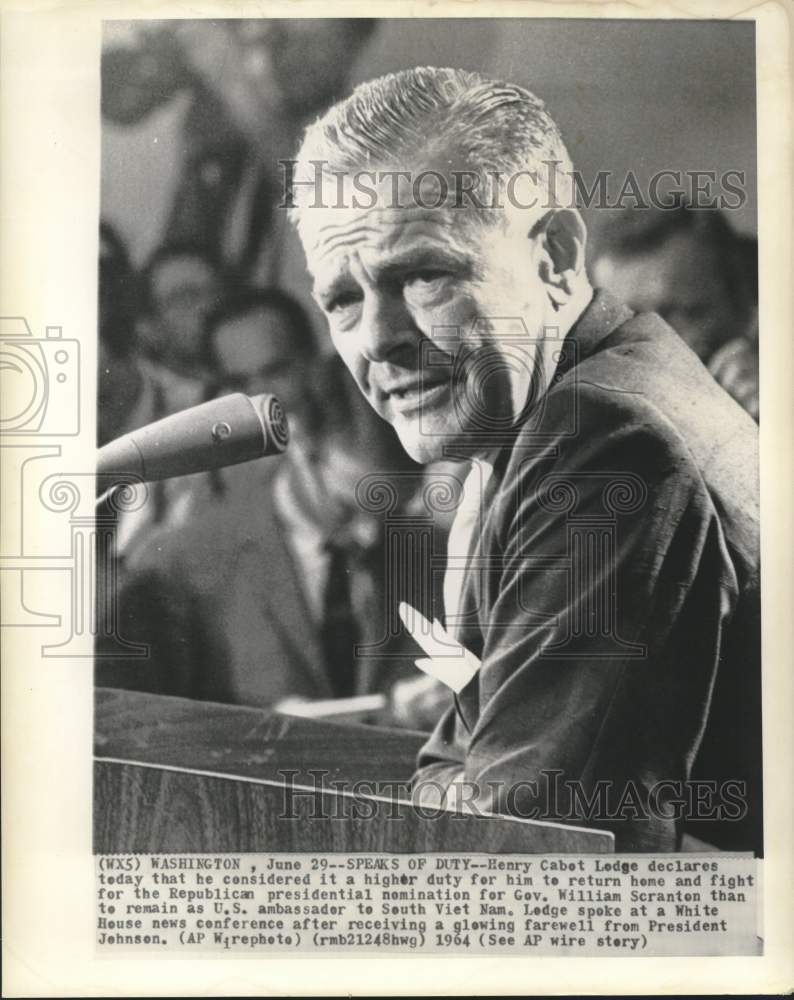 Load image into Gallery viewer, 1964 Press Photo Henry Cabot Lodge at White House news conference in Washington
