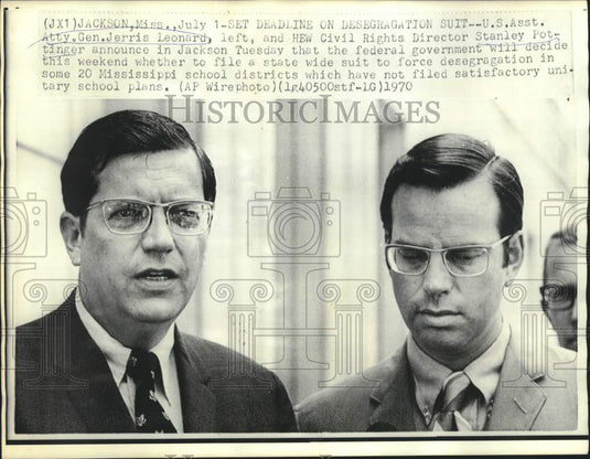 1970 Press Photo US Assistant Attorney General Leonard and Pottinger with press