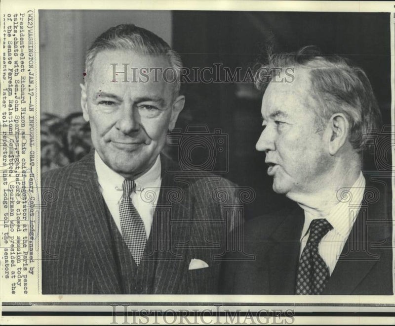 Load image into Gallery viewer, 1969 Press Photo Henry Cabot Lodge and Senator Sparkman chat in Washington
