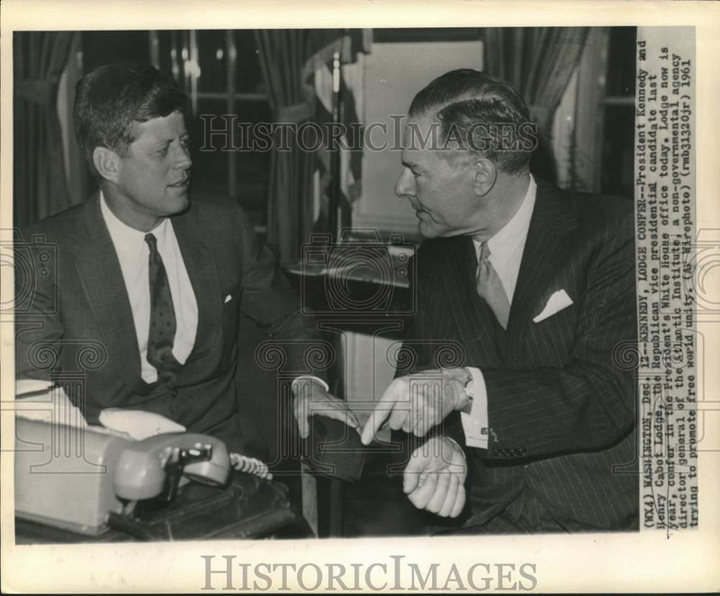 Load image into Gallery viewer, 1961 Press Photo President Kennedy and Henry Cabot Lodge confer at White House
