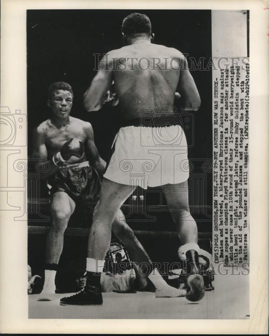 Press Photo Heavyweights Hurricane Jackson and Floyd Patterson in boxing match