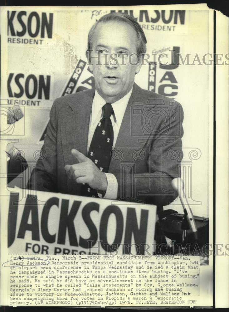 Load image into Gallery viewer, 1976 Press Photo Presidential candidate Henry Jackson at Tampa news conference
