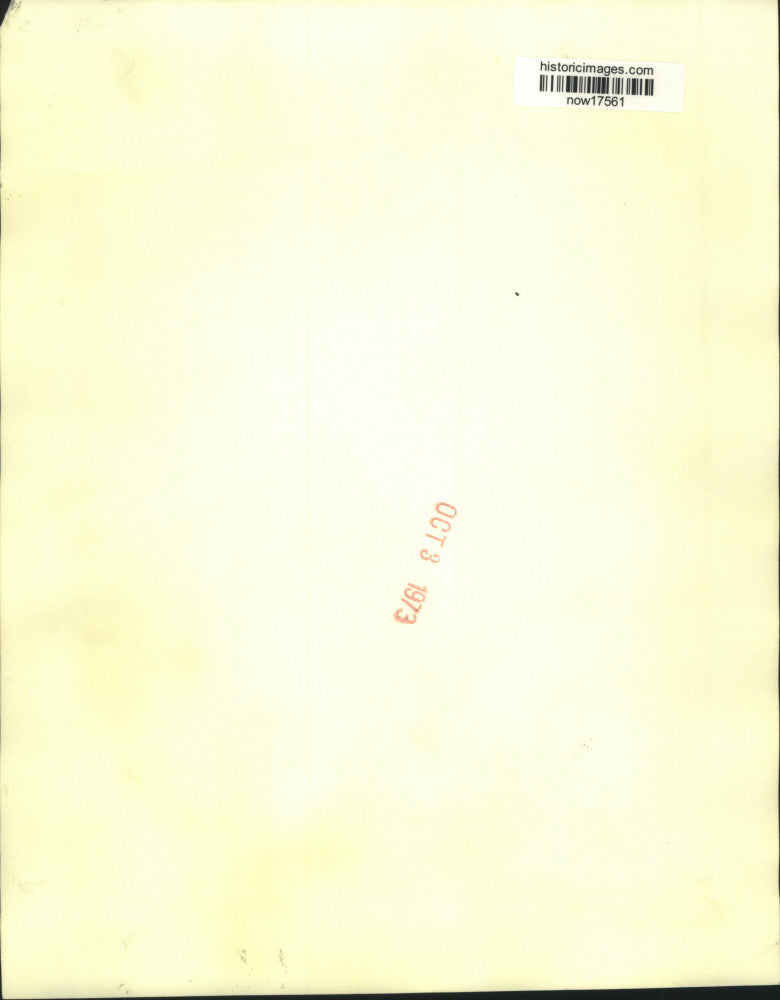 1973 Press Photo Presidential counselor Laird sports hard hat at White House