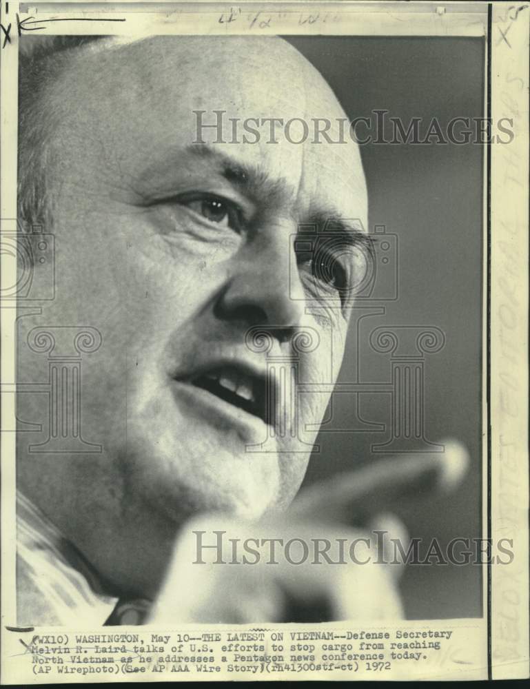 1972 Press Photo Defense Secretary Laird addresses Pentagon news conference