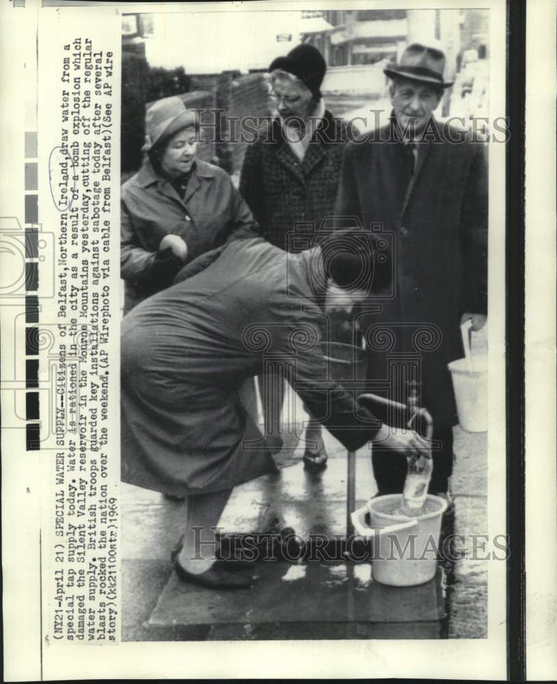 Load image into Gallery viewer, 1969 Press Photo Special water supply used after reservoir bombed in Belfast
