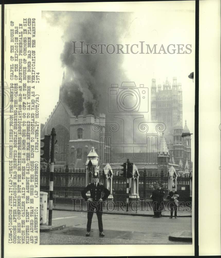 1974 Press Photo House of Commons Chapel fire after explosions - now17701