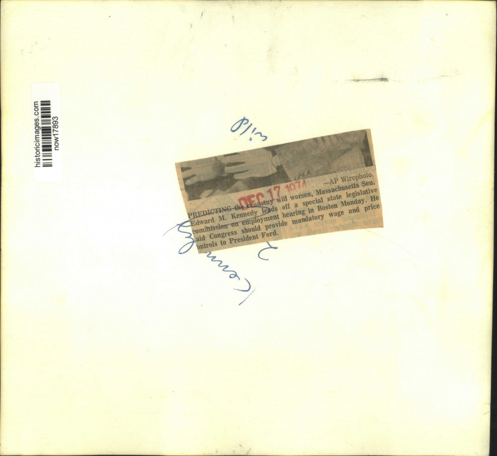 1974 Press Photo Senator Edward Kennedy speaks at Boston employment hearing