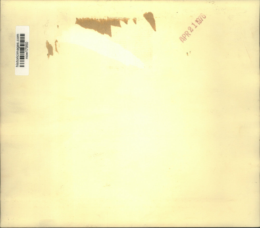 1976 Press Photo Rioting Arabs protest Israeli West Bank occupation.