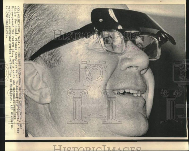 Load image into Gallery viewer, 1969 Press Photo Senator Russell Long of Senate Finance at Washington hearings
