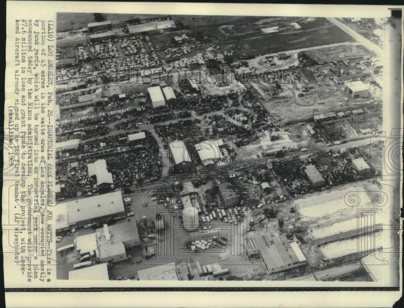 Load image into Gallery viewer, 1969 Press Photo Los Angeles Watts area scheduled for industrial park
