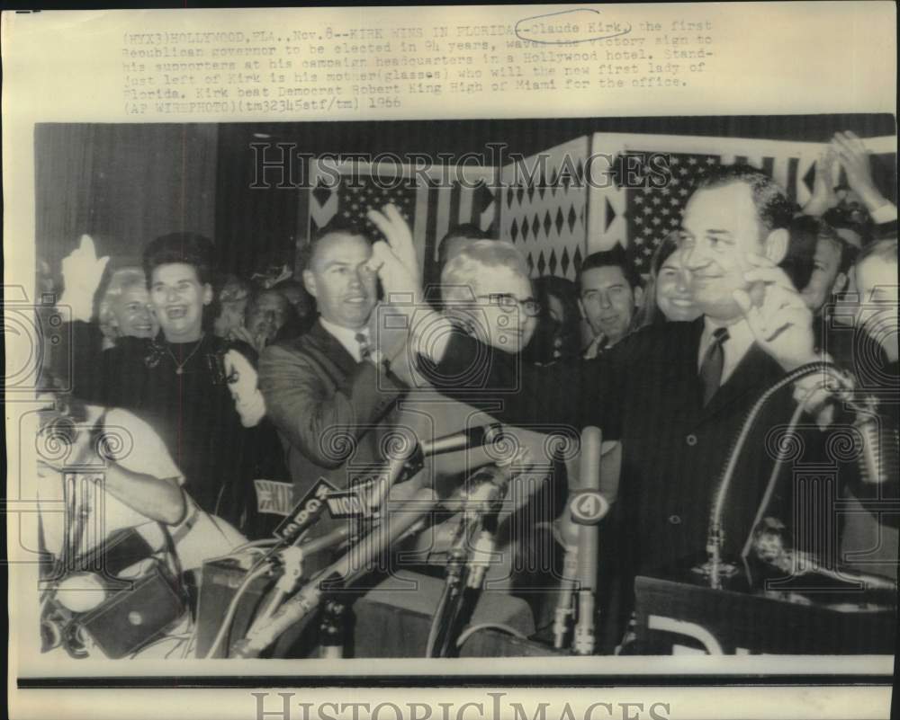 1966 Press Photo Florida Governor Claude Kirk with supporters after election, FL