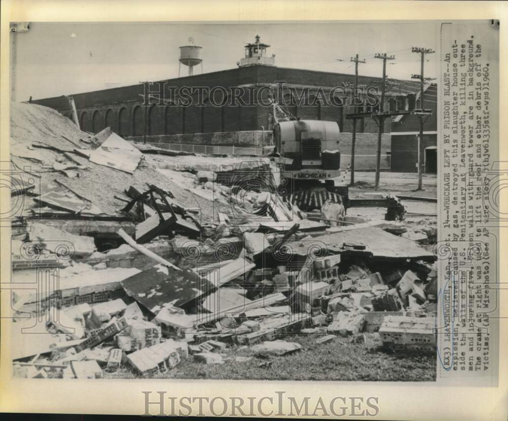 1960 Press Photo Slaughter House wreckage left by gas explosion at Leavenworth