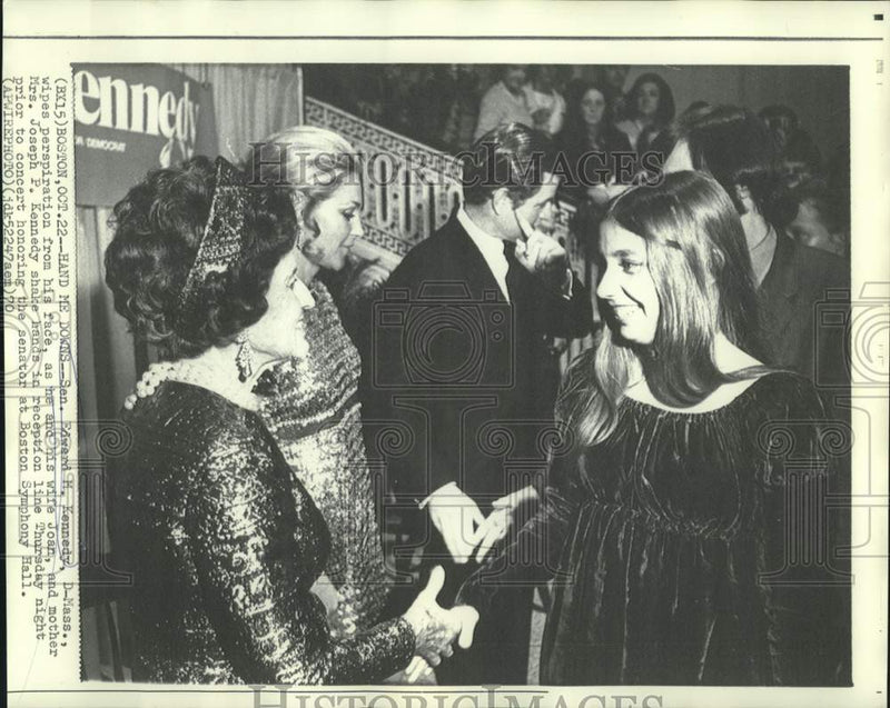Load image into Gallery viewer, 1970 Press Photo Senator and Mrs. Kennedy with Mrs.Joseph Kennedy at reception
