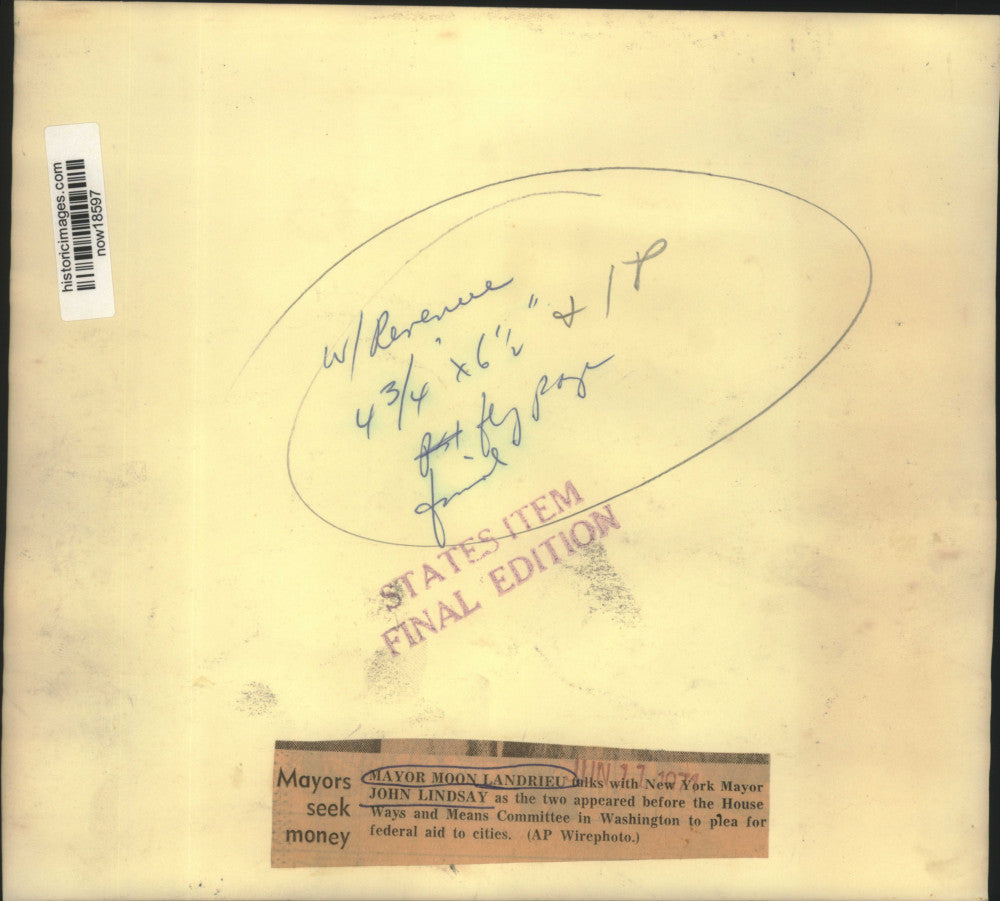 1974 Press Photo Mayors Landrieu and Lindsay at House Ways and Means Committee