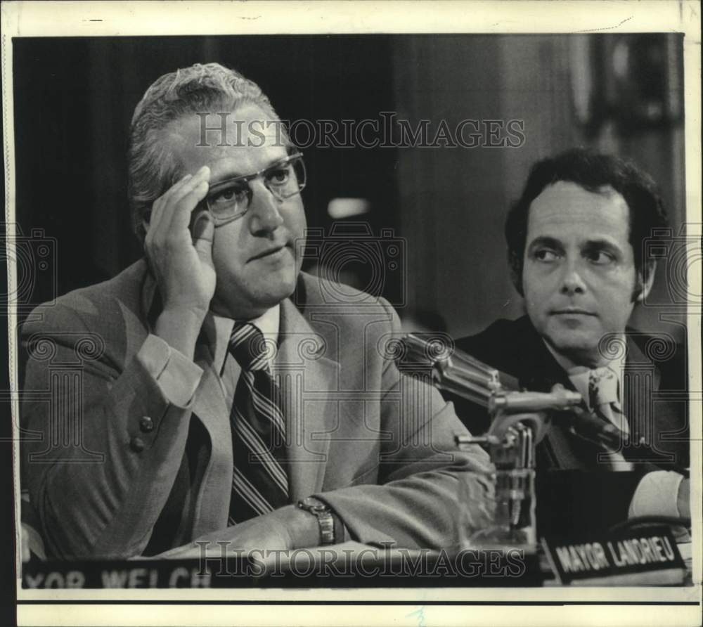 1972 Press Photo Mayor Moon Landrieu and Sam Massell at Senate Finance Committee