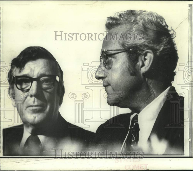Load image into Gallery viewer, 1973 Press Photo Mayor Moon Landrieu and Woodcock at National Urban Coalition
