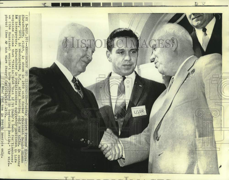 Load image into Gallery viewer, 1959 Press Photo Soviet's Khrushchev and former President Eisenhower in D.C.
