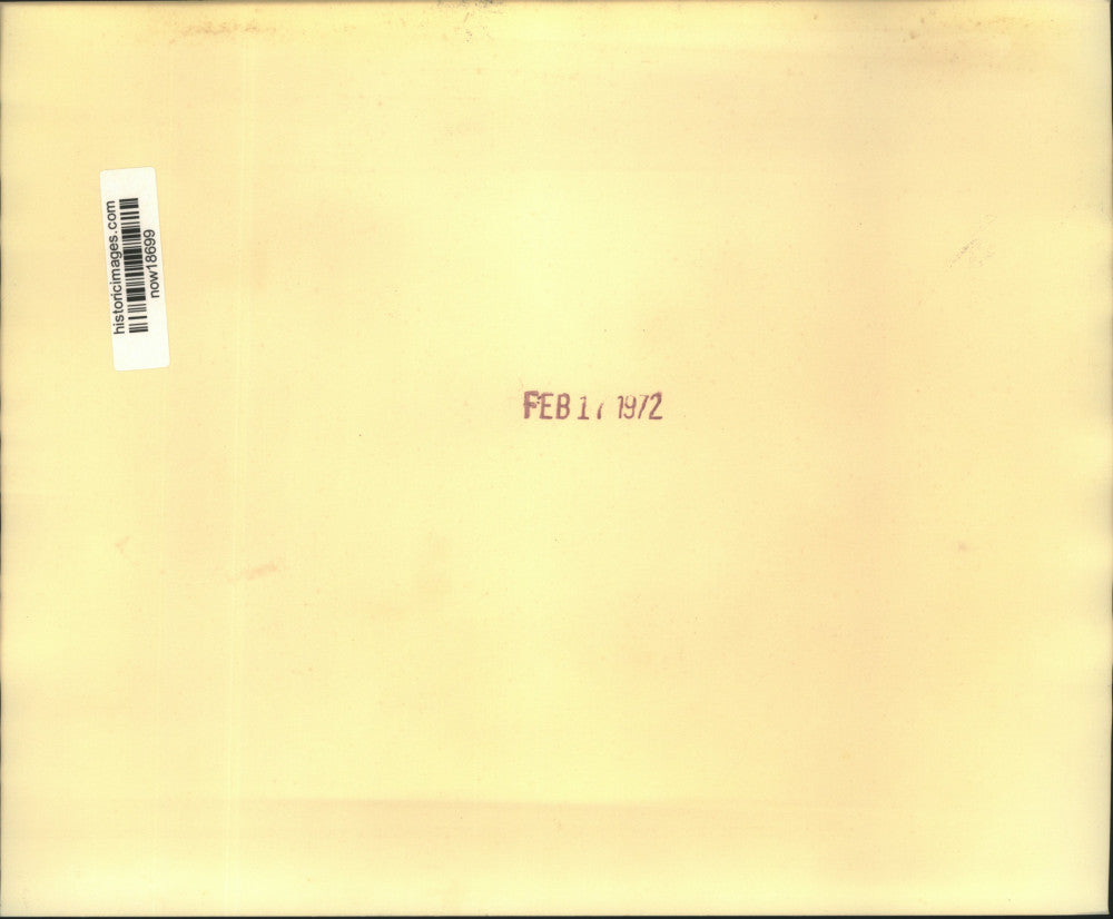 1972 Press Photo Senator Edward Kennedy greeted in Calcutta, India - now18699